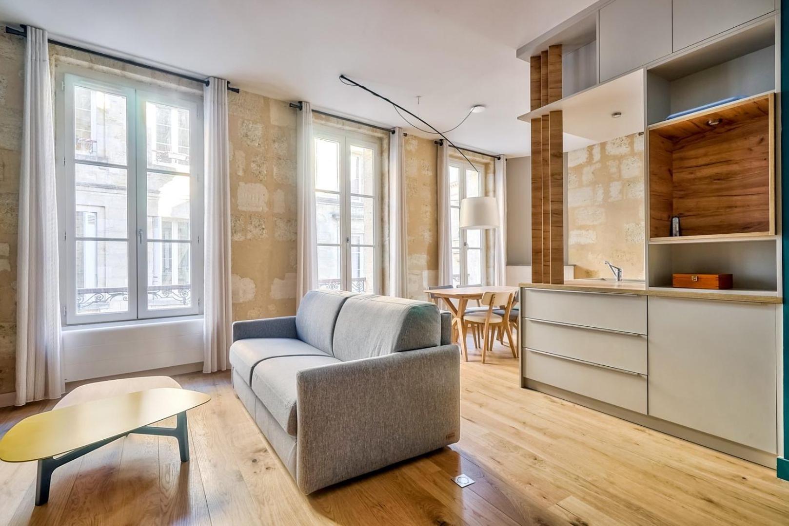 Lovely Apartment Central บอร์โด ภายนอก รูปภาพ